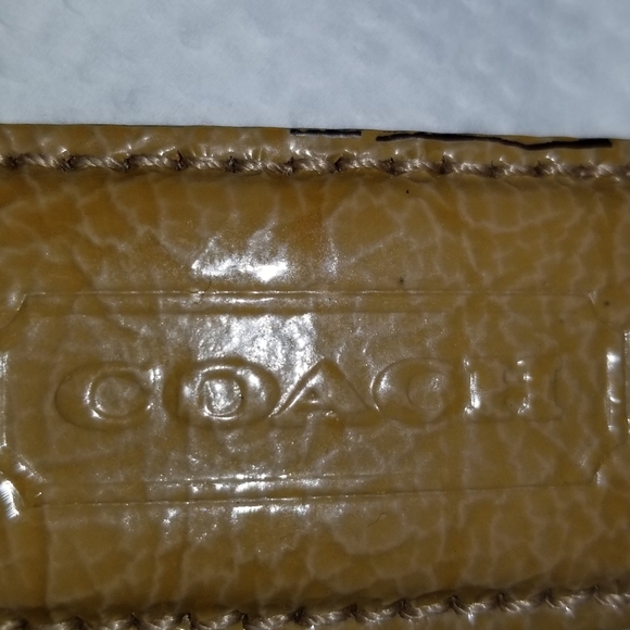 2 INCH COACH TAN LIQUID LEATHER HANGTAG - Picture 2 of 3